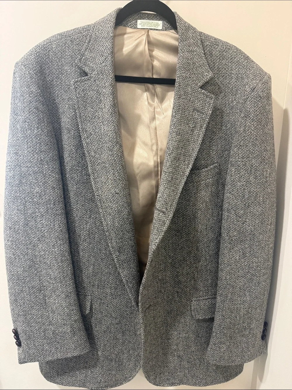 Orvis Harris Tweed Men's Gray Herringbone Wool Blazer - Classic Tailored Jacket
